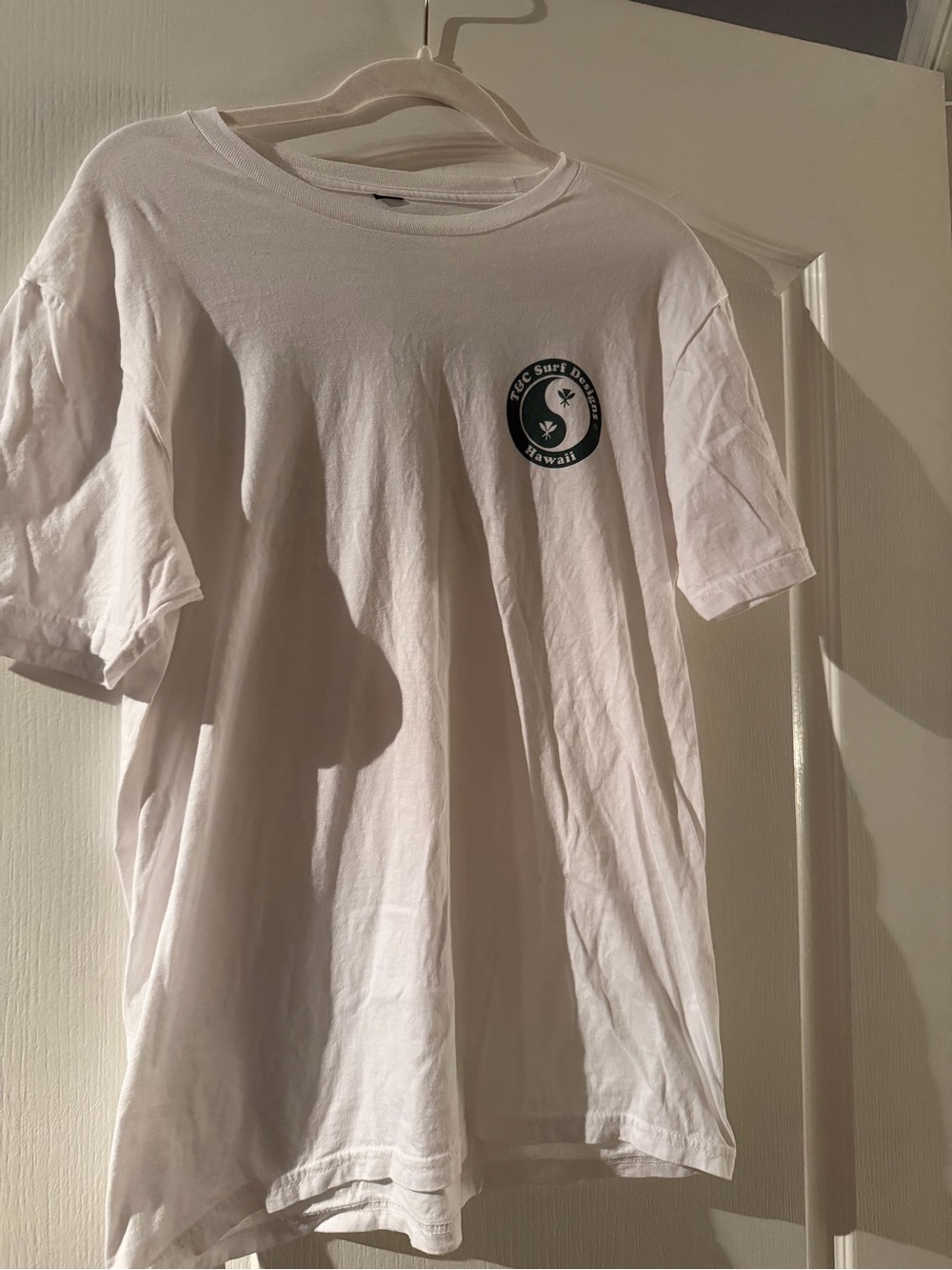 white North shore men’s tshirt